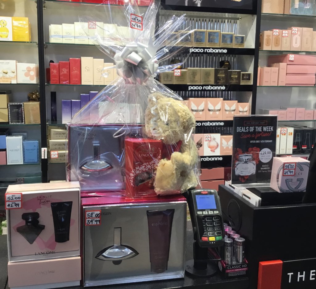 tpsportsmouth's tweet photo. We've got the perfect gift for you this Valentine's Day. Pop into @tps_portsmouth in @GunwharfQuays for your partners favourite perfume already wrapped with love ❤️❤️❤️❤️ #ValentineDay #LoveIsInTheAir #iloveyou #giftideas #Perfume https://t.co/9PhtceDg4B