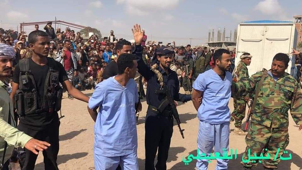 alnasher2011's tweet photo. "ولكم في القصاص حياة..."

تم تنفيذ حكم الإعدام في #عدن بحق اثنين من مغتصبي وقاتلي الطفل #محمد_سعد بالقضية المعروفة بطفل البساتين ...
هكذا تردع الجرائم .. https://t.co/o3Bm1BjZkN