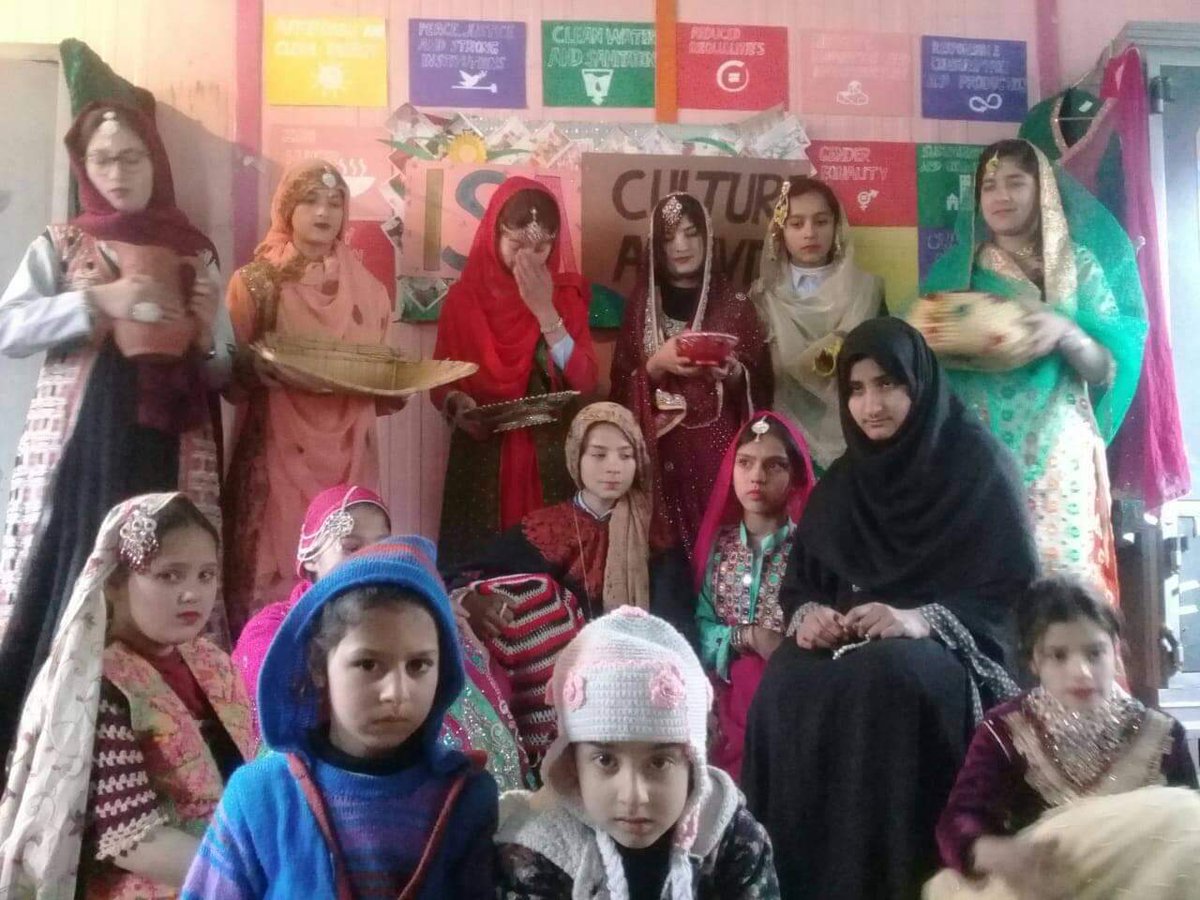 Please share with your students our Pakistan cultural activity @JoAnnJacobs68: <a href="/mbfxc/">lmk</a> <a href="/TeachSDGs/">#TeachSDGs</a> <a href="/GlobalGoalsUN/">Global Goals</a> <a href="/bbray27/">Barbara Bray✨Empowerment Coach❤️ Grow Your Why🌱</a> <a href="/LindaEdwardsi/">Linda Edwards</a> <a href="/m_drez/">Michael Drezek</a> <a href="/MohalaBoncales/">Mohala Boncales</a> @dpriester @JoyceBronw <a href="/mshsimpson1/">Ms. Simpson's Gr. 2</a>: <a href="/WP_Wolverines/">AstraCloud</a> <a href="/cathwilliams05/">Catherine Williams</a> <a href="/GroverAndrew/">Andrew Grover</a> <a href="/BevansJoel/">Joel Bevans</a>