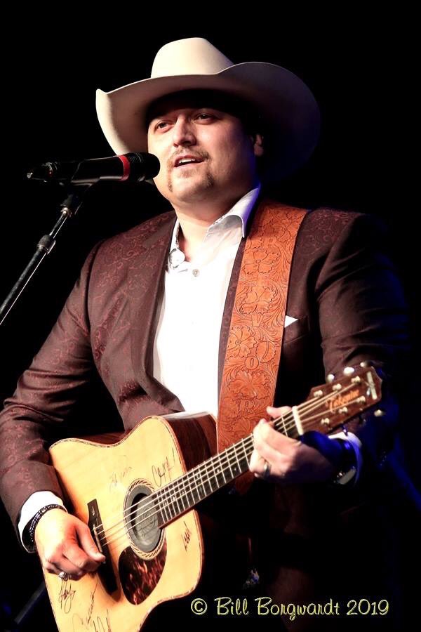 CountryMusicAB's tweet photo. Check out some of the photos from our Awards Show! 🎶❤️ #acma #abmusic #acma2018 #acmaawards2018 #reddeer
📸: Bill Borgwardt https://t.co/gYPkGbSAAU