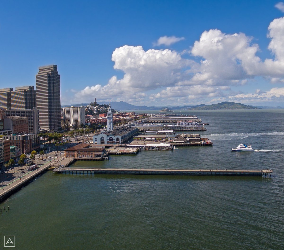 airzusofficial's tweet photo. We โค๏ธ SF
#dronephotos #dronepov #dronephotography #dronephotos #dronephoto #aerialpic #aerialphotography #aerialphotos #aerialphoto #aerialamerica #sanfranciscolife #sanfranciscolove #drone #SF #drones #droneoftheday #UAV #sUAS #dronestagram #dronelife https://t.co/yugvEv7DRk