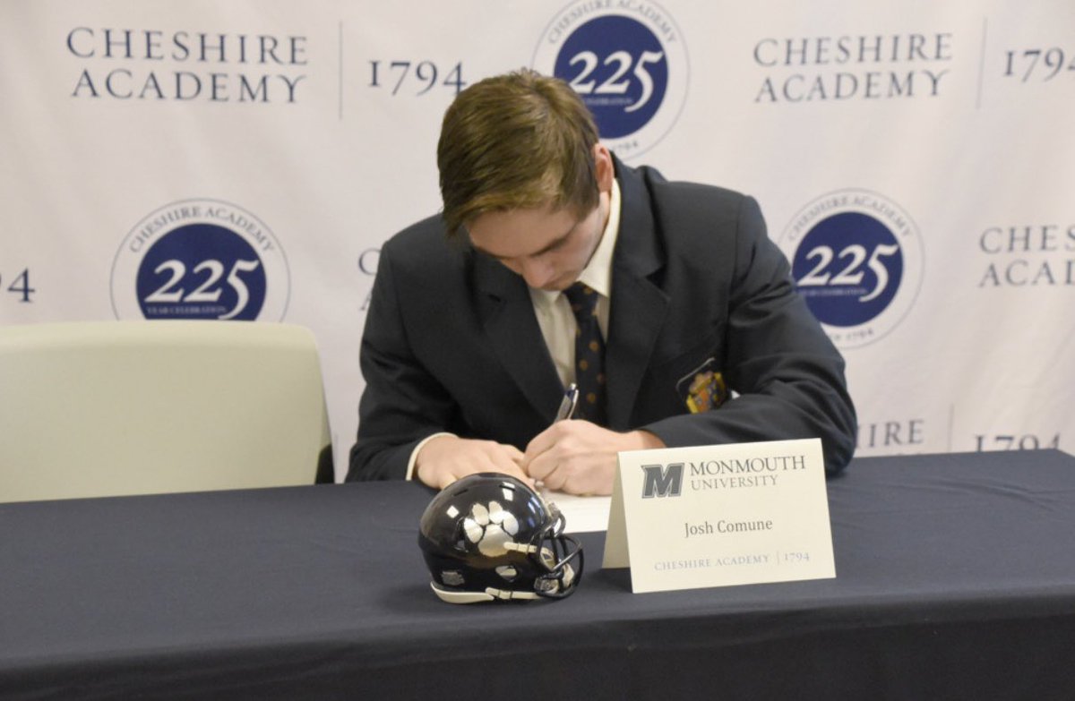 JoshComune's tweet image. Thank you to everyone who has supported me throughout this journey. I am truly blessed for the opportunity. I will make the most of it. #flyhawks