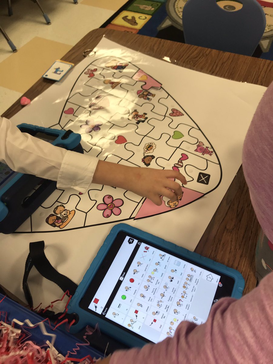 arkfeldj's tweet photo. Match IT #corewordoftheweek #it #spedstrong #everyonedeservesavoice #castleberryisd #schoolslp #AAC https://t.co/PX3EbkmpnM
