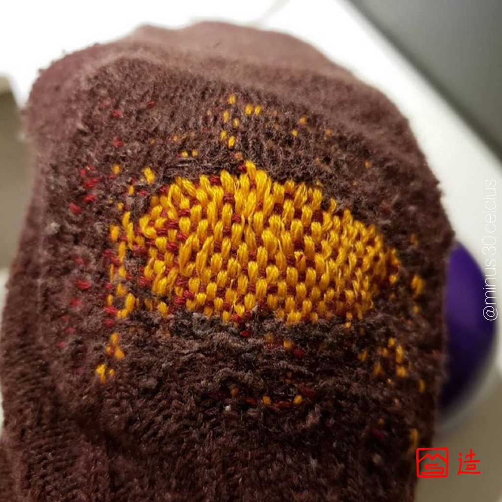MSmthng's tweet photo. Must-add to your beginner's ABC of fixing:
Darning your socks!
The average person throws away 15 socks per year. Stop that waste and #fix that broken sock!
Here's a #tutorial for getting started on it:
https://t.co/uHHdJW37RT
#sockdarning #repairdontthrow https://t.co/pzfOkEUyar
