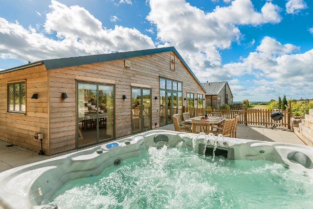 Wallops_Wood's tweet photo. πππ If you are looking for a getaway in March- we still have availability for weekends. Check the website for up to date availability.
https://t.co/5Fna5br0bV
.
.
#lastminutebreaks #marchweekends #wallopswoodcottages #hottubweekends https://t.co/xZOc0xmP2m