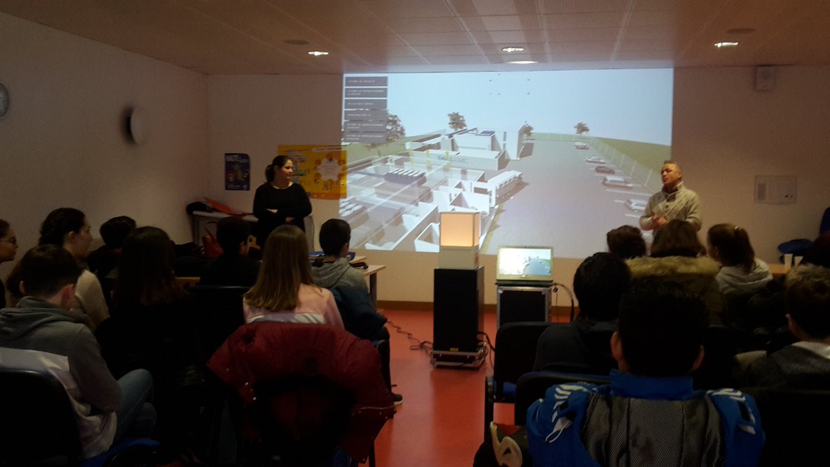 <a href="/AveyronFace/">FACE Aveyron-Tarn</a> Le collège Francis CARCO a débuté le projet <a href="/ProjetTEKNIK/">Projet TEKNIK</a> par des séances NUMERIQUE. Merci au collège pour son accueil et à Mary et Hervé collaborateurs d' <a href="/ISDiffusion/">agathe rouviere</a> pour leur prestation! #refaiteslemonde #numerique