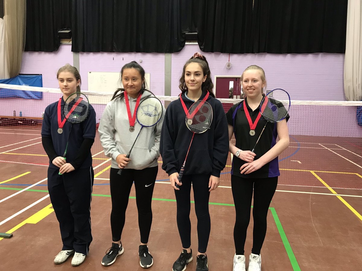 Key Stage 4 Sussex County round winners &amp; runners up of The National Schools Championships 🥇Boys <a href="/WorthingHigh/">Worthing High School</a>   🥈Boys <a href="/DownlandsPE/">Downlands PE Dept.</a>  
🥇 Girls @Heathfield_CC  🥈Girls <a href="/UckfieldCollege/">Uckfield College</a>  congratulations to you all! 🏸😀👏  <a href="/sussexbadminton/">Sussex Badminton</a> <a href="/BadmintonEnglnd/">Badminton England</a>