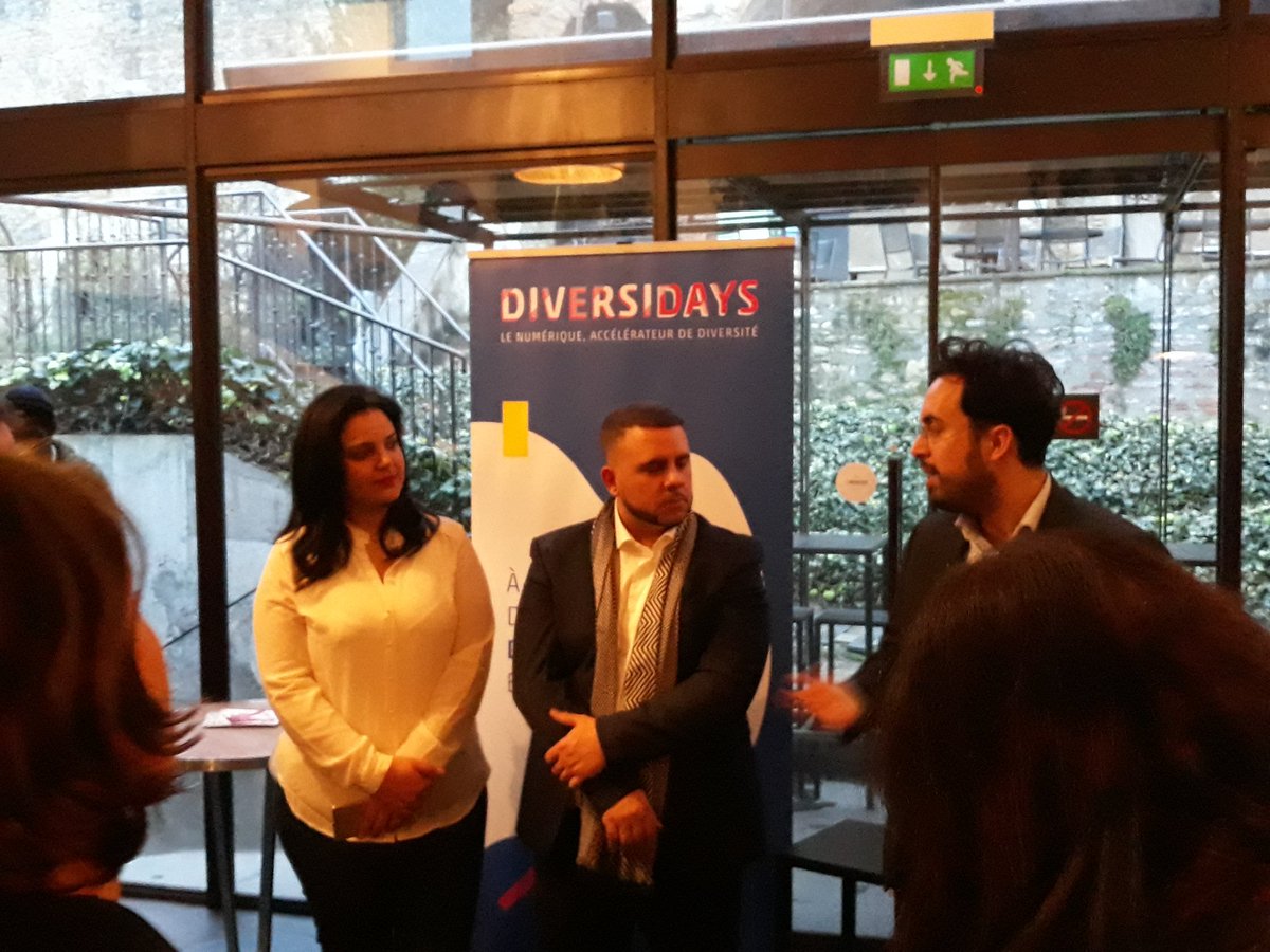 FrenchTechOneLS's tweet photo. Conférence de presse avec le Secrétaire d'État Chargé du Numérique @mounir Mahjoubi pendant l'évènement @diversidays 💫

Lancement officiel du programme French Tech Tremplin : un accompagnement et une bourse dédiés à des projets de start-up issues de la diversité ! https://t.co/0WUiyu57mB