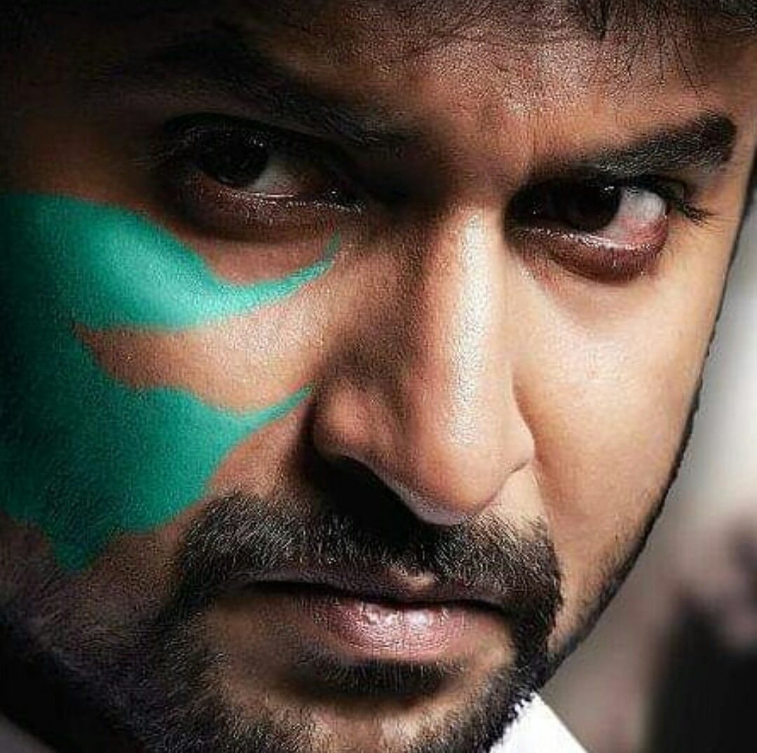 Nani__Actor's tweet photo. #KGF #Yash #nani #nameisnani #MCA #jersey #Prabhas #PawanKalyan #PHOTOOFTHEDAY #PowerStar #Srk  #StylishStar #SanjayDutt #VijayMallya #ntr #ShahRukhKhan #southindian #JrNTR #MegaStar #envywear #vijayakanth #AjithKumar #akhisarspor #NGK #akhilakkineni #RamCharan #AlluArjun https://t.co/BFYu8y4GJD