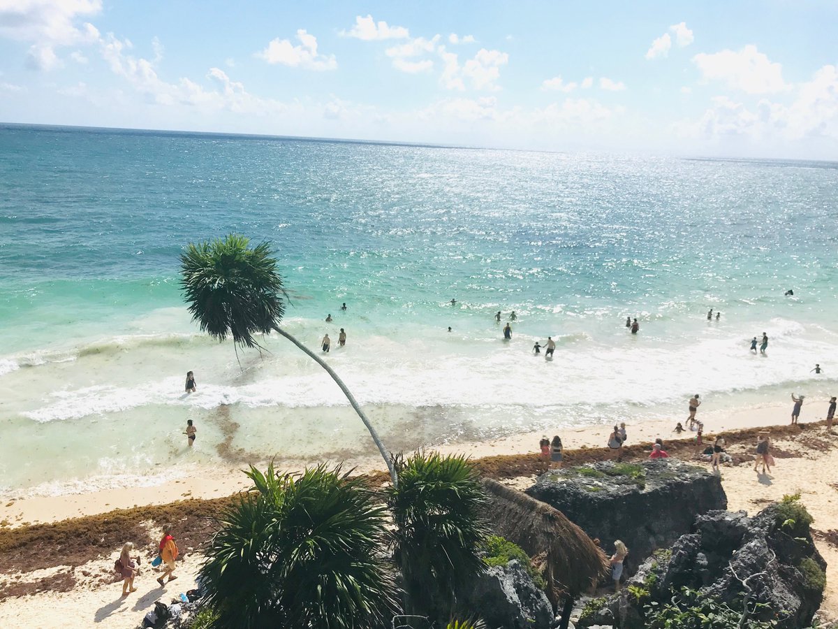 miastainsby's tweet image. Tulum ruins is the way only one in the world I’ve visited where you can go for a swim mid-tour. #hittingrefresh #tulum #tulumruins #mexico