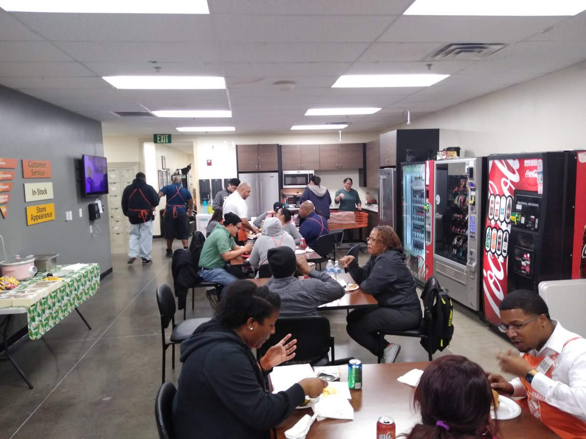 Snow87angel214R's tweet photo. D111 First Inventory of 2019... Oak Cliff Home Depot 6816 lunch time... https://t.co/3rYdVWTr8F