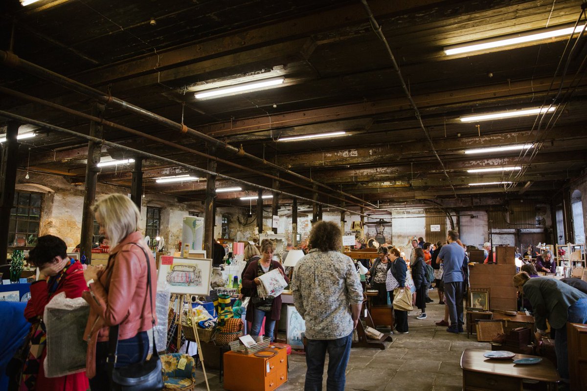 Big weekend coming up! Open Studios on Saturday, Rose and Brown's Leeds Vintage Home and Furniture Fair Saturday and Sunday, and the Gallery is open all weekend! Plus we always have coffee and CAKE! #weekendplans