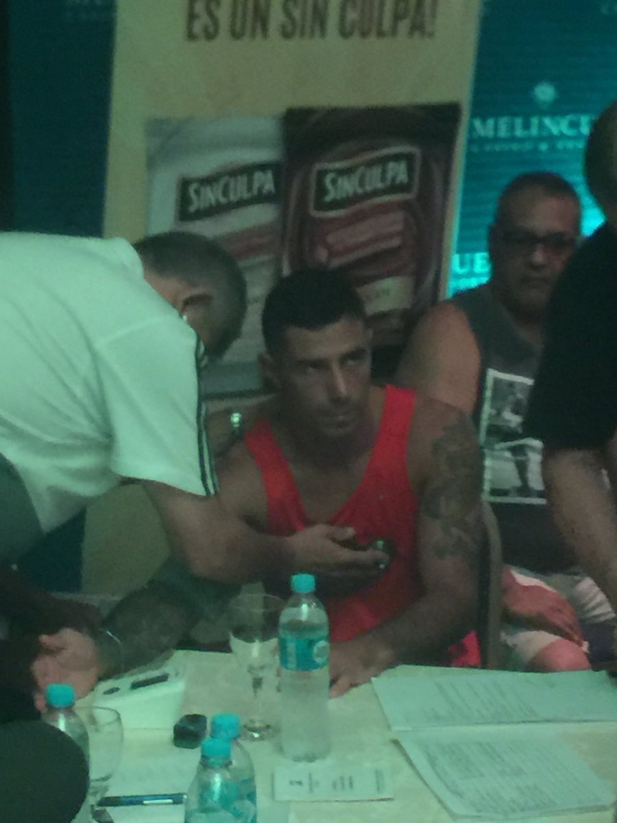 LovingBoysBox's tweet photo. Revisación médica! #Box #Boxeoentycsports #Boxeo https://t.co/Sxbw3N576A