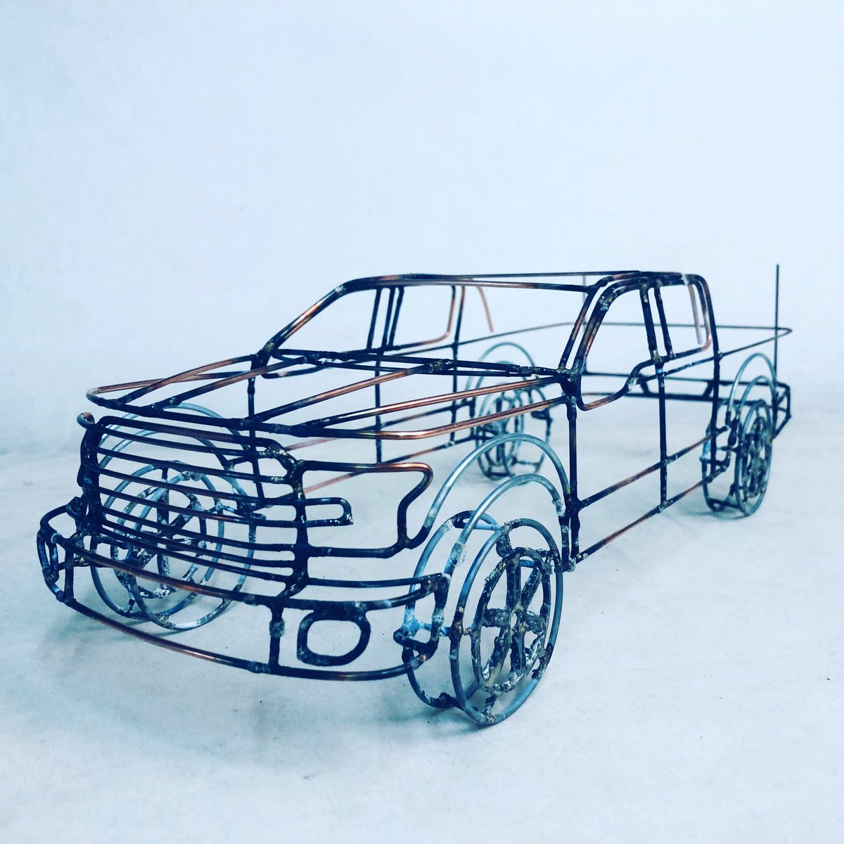 FORD F150. FIRST WIREFRAME MODEL IN SIZE 1:18!!
#carufer #wireframes #ford #f150 #f150raptor #fordf150 #fordoffroad #fordf150raptor #fordmustang #fordowners #fordownersclub #f150owners #followme #likeback #fordartists #fordart #likeforlikes #offroad #offroad4x4 #4x4 #offroadtruck