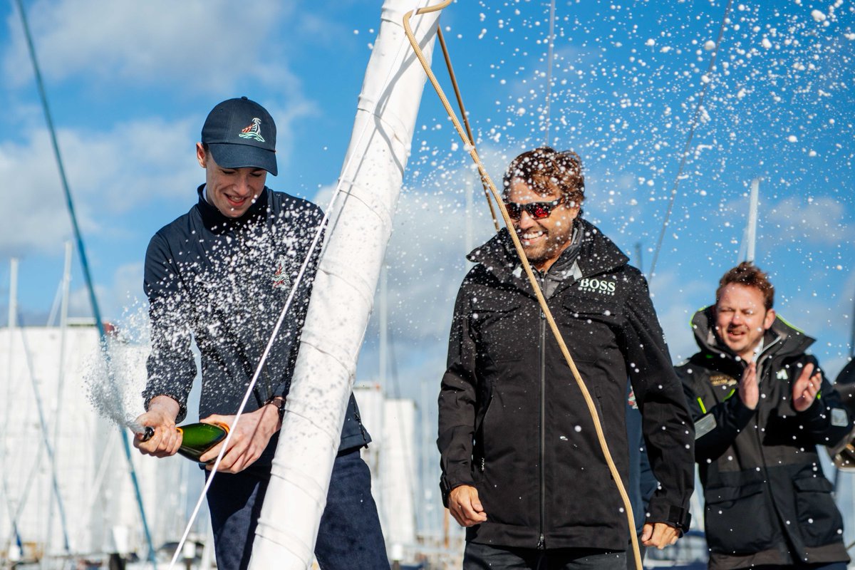 Honoured to name the new <a href="/DYC_UK/">DYC_UK</a> yacht today, officially named ‘Oarsome Dream’ in honour of an organisation very close to our hearts, <a href="/OarsomeChance/">Oarsome Chance</a> 

I was joined by 17 year old apprentice Joe who worked tirelessly alongside the team to get the yacht on the water!