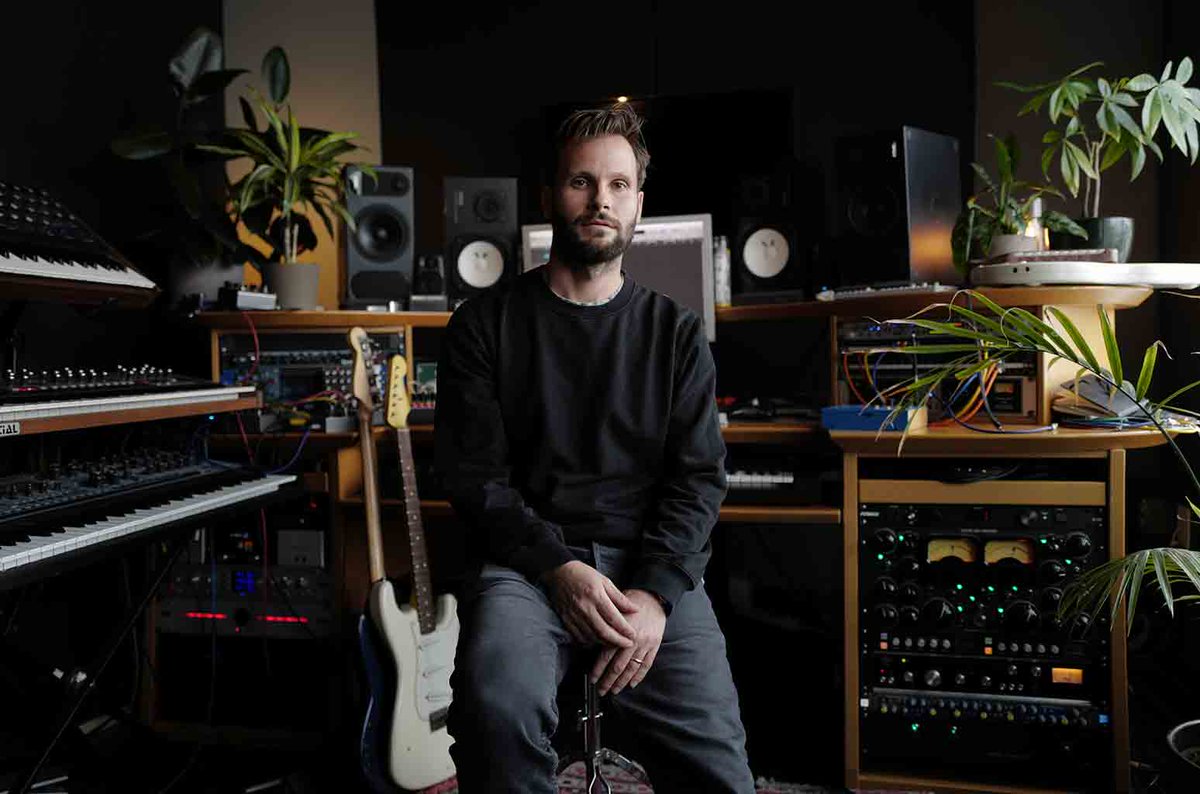 "All the Stars" producer <a href="/Al_Shux/">Al Shux</a> on working with <a href="/kendricklamar/">Kendrick Lamar</a> and awards show love: "It's all a bonus" blbrd.cm/kalu6s