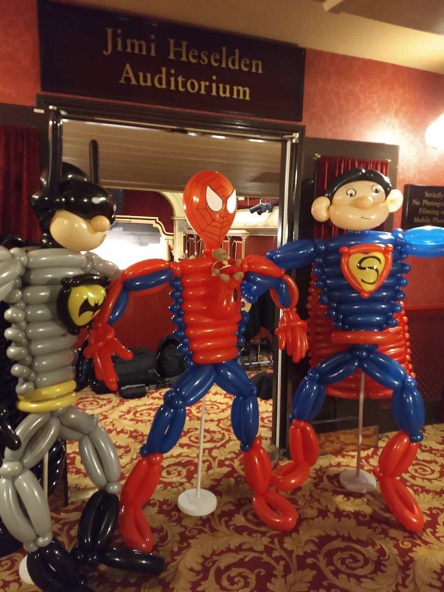 LeedsTed's tweet image. Not long to go until the #ChildFriendlyLeedsAwards 2019!! I'm here with my team of superheroes, see if you can spot me!! I’ll be tweeting all night from @CityVarieties, here's to a suuuuper night @Child_Leeds #ChildFriendly