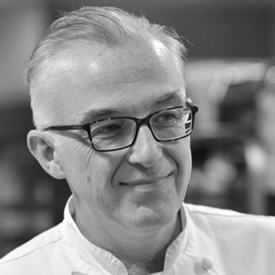 2996waynee's tweet image. Inspirational speeches from 2 great chefs of the industry today @fleurdelysLDN &amp;amp; @JCchef1 👍  @fleurdelysLDN  your story relates to so many chefs nowadays and its great to see chefs like yourself in this game recognising it and helping others 👊✌️@BaxterStorey #chefconference