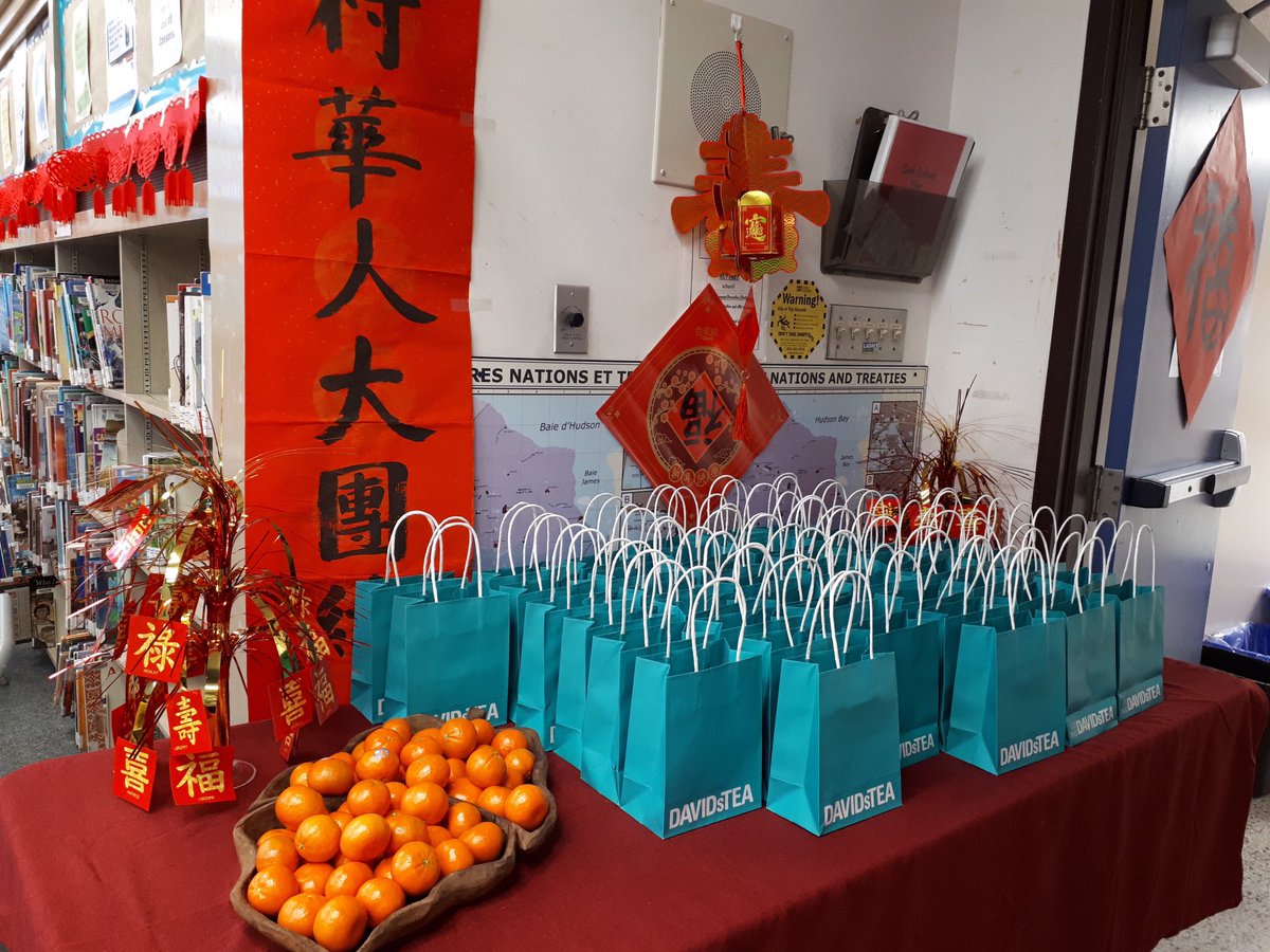 MapleGrove_PS's tweet photo. Thanks to this amazing group of parents who prepared delicious food for our staff to enjoy in celebration of the Chinese New Year! Good luck, wealth and happiness to you all! @jialang1978 #MapleGroveProud https://t.co/BRfzZ4MQC1