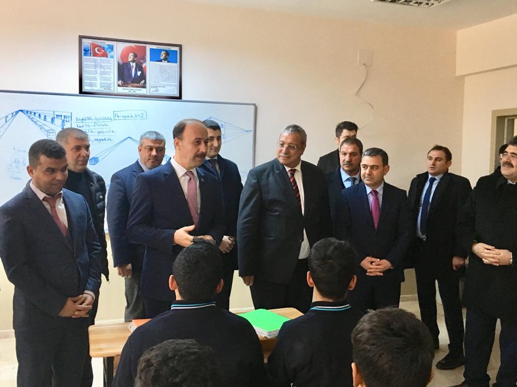 #EğitimdeDirilişAkçakale

Okul açılışlarımızı gerçekleştiriyoruz
<a href="/ziyaselcuk/">Ziya Selçuk</a>
<a href="/Abdullah_Erin47/">Abdullah ERİN</a>
<a href="/serafettinturan/">Şerafettin TURAN</a>
@UrfaMem
<a href="/ziya_suluyer/">Ziya SULUYER</a>