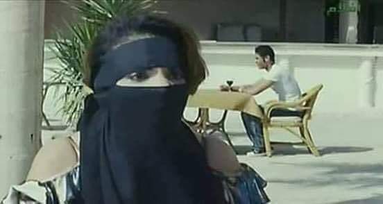 HebaShabasy's tweet photo. -و انا رايحة اشوف درجاتي قدام الدفعة https://t.co/RWZ3gnL9dp