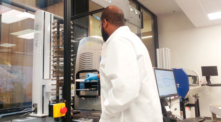 Concordia's tweet image. Could #synthbio tackle #climatechange? That&apos;s what this @biologyatCU grad student is working on! bit.ly/2GuOSbe