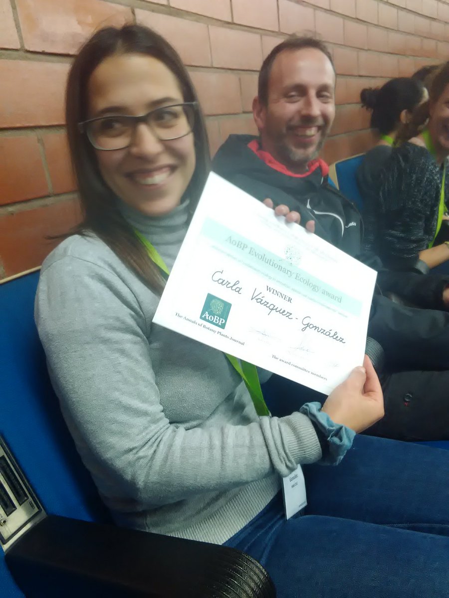 AoBP Evolutionary Ecology award for @CarlaVzquezGon1 At #sibecol2019  Congratulations!! You deserve it!!
