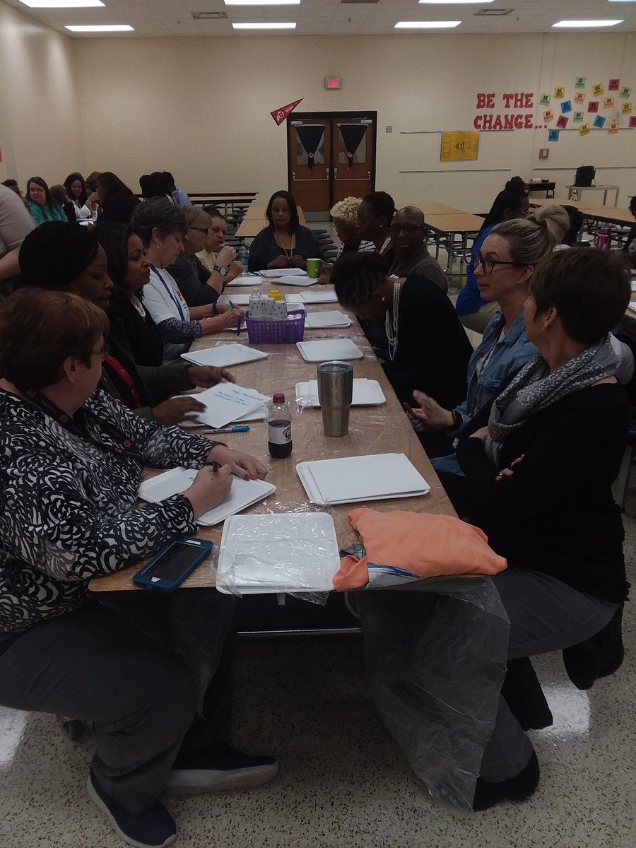 Teaching4Master's tweet image. This was a great relaxing time for our teachers! I was so glad to provide this time of peace for them with just a little science and math connection. Let's go @PalmettoEagles