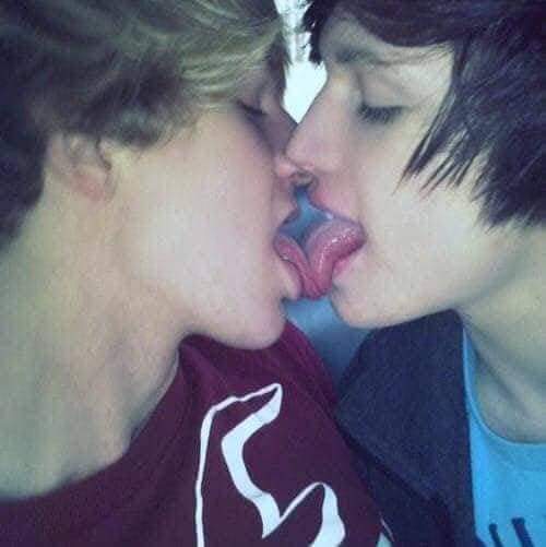 Add me Peshawar bottom