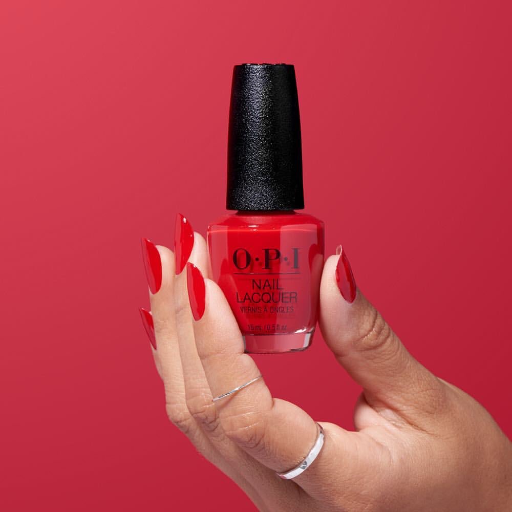 Novospa's tweet image. Red lips, red tips! 💋 #OPIRed #novospa #torontospas #yorkvillespa #dayspa #skincare #wellness #beautytips