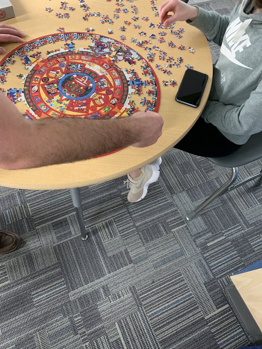 RHS_lib's tweet image. Students are enjoying some “unplugged” activities in the library this week.