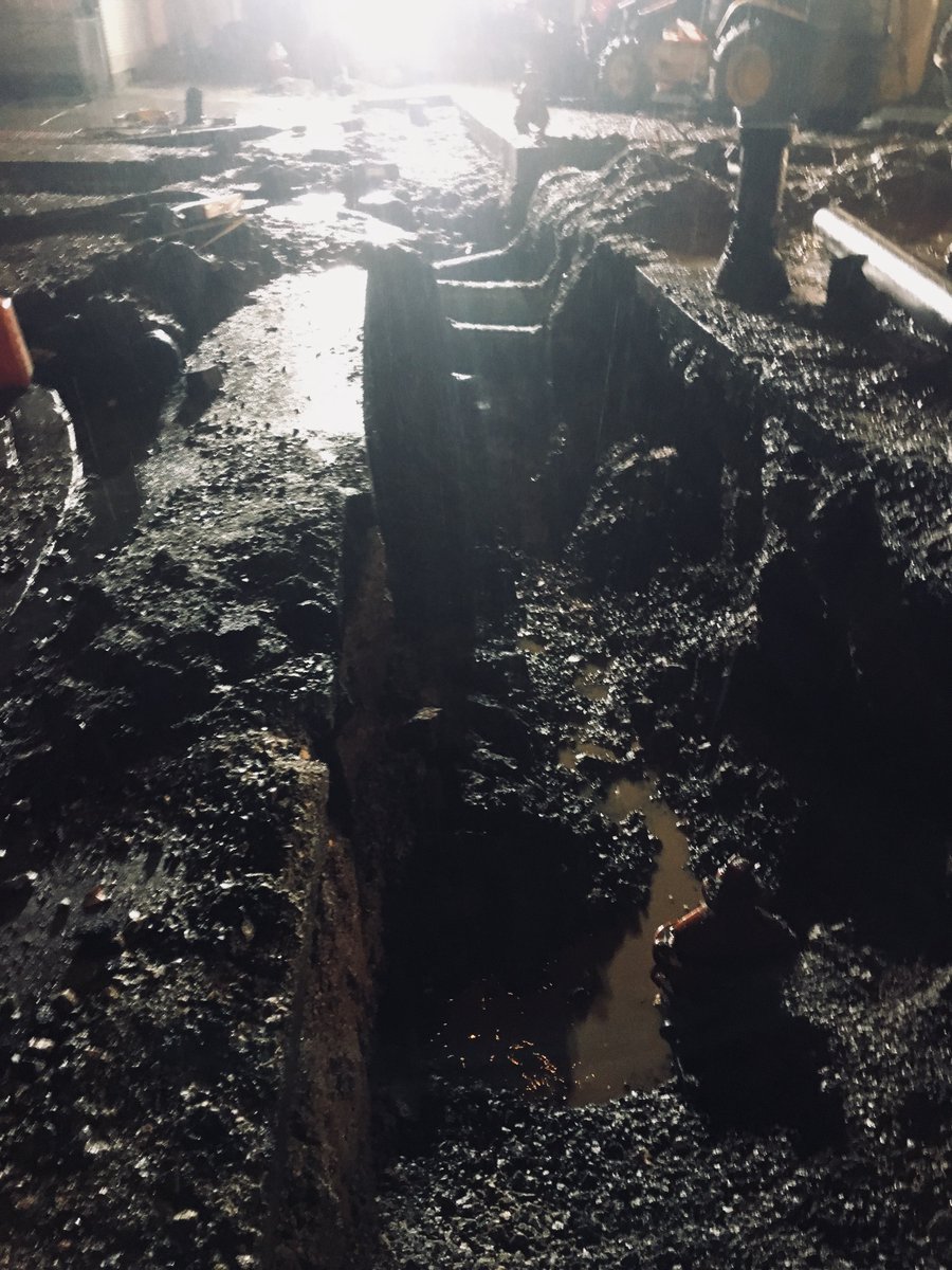 AMConstruction4's tweet image. Emergency repair