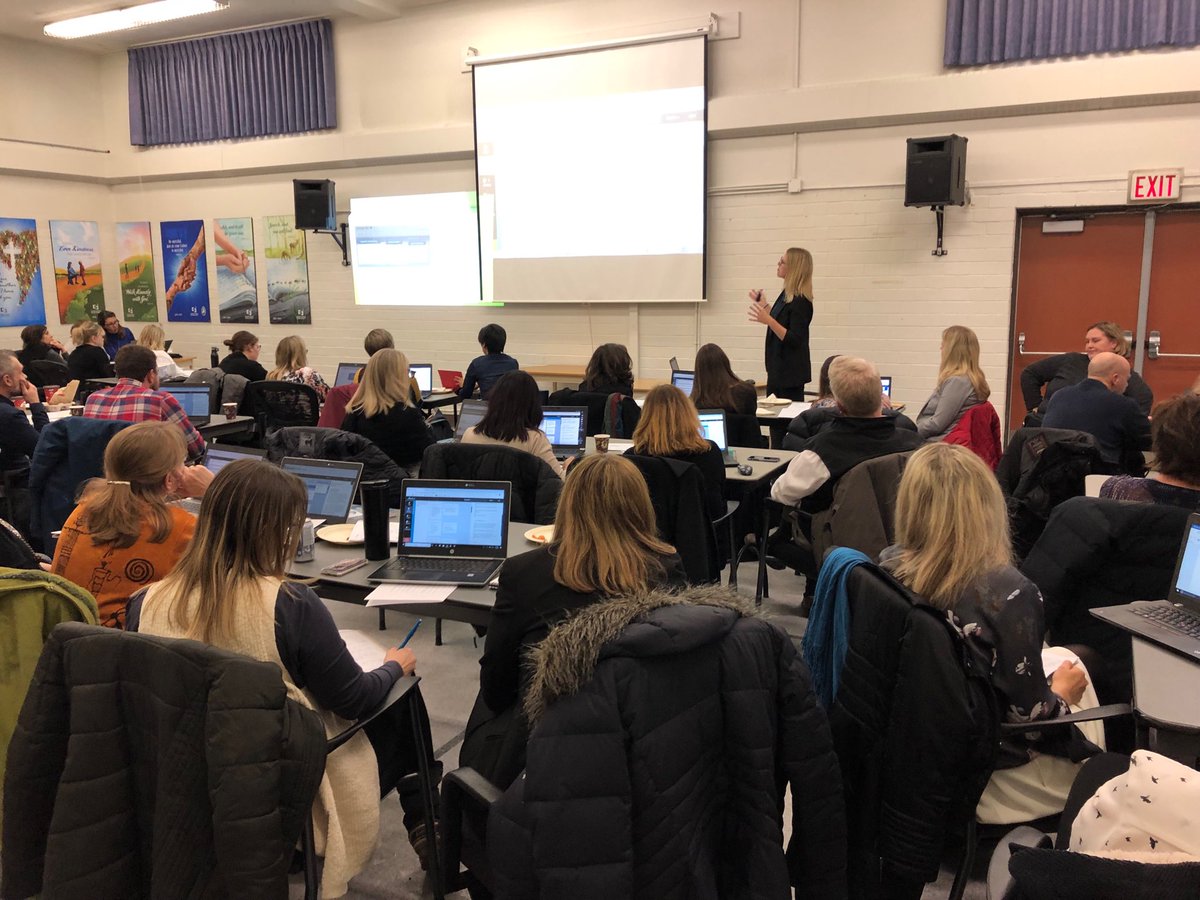 ⁦@CCSD_edu⁩ NW School Principals and their Teacher Reps navigate the New Learn Alberta site as they participate in unwrapping the new Concept-Based curriculum.