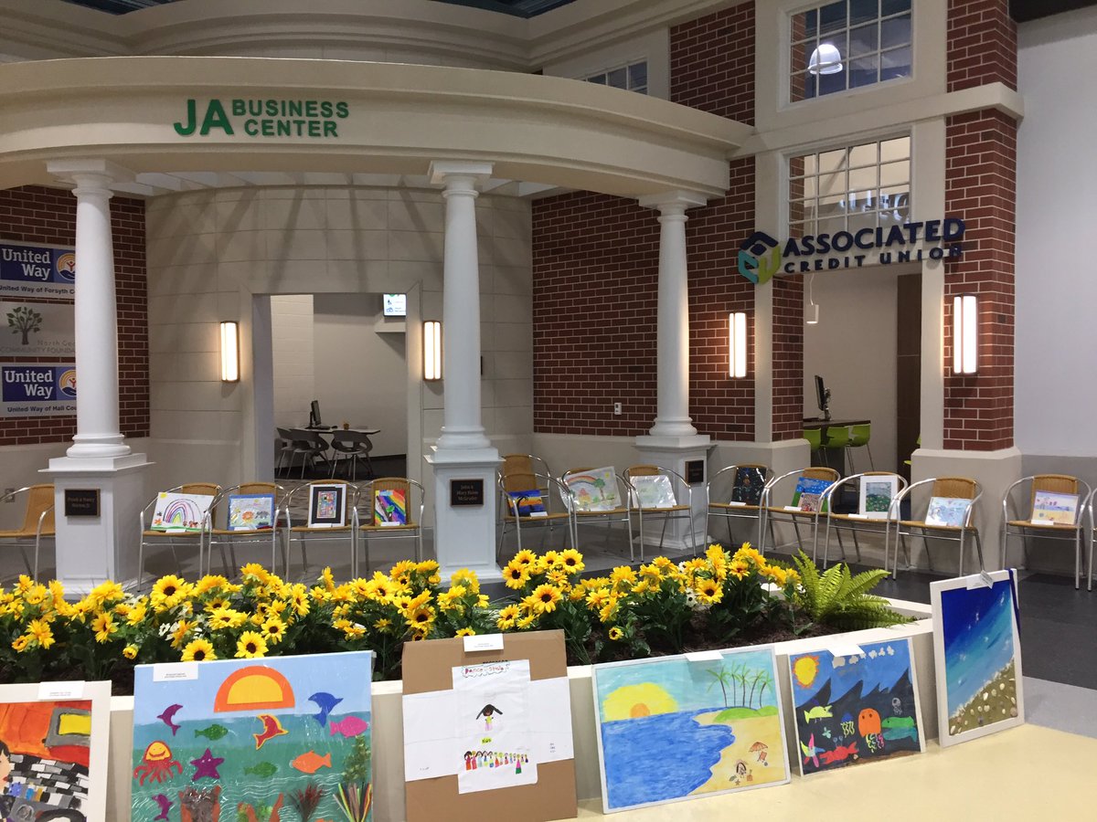 focopto's tweet photo. Thank everyone for attending the County impressions Gallery.  Thank you Junior Achievement for allowing us to use the wonderful space for our gallery https://t.co/2s9kpWHXbE