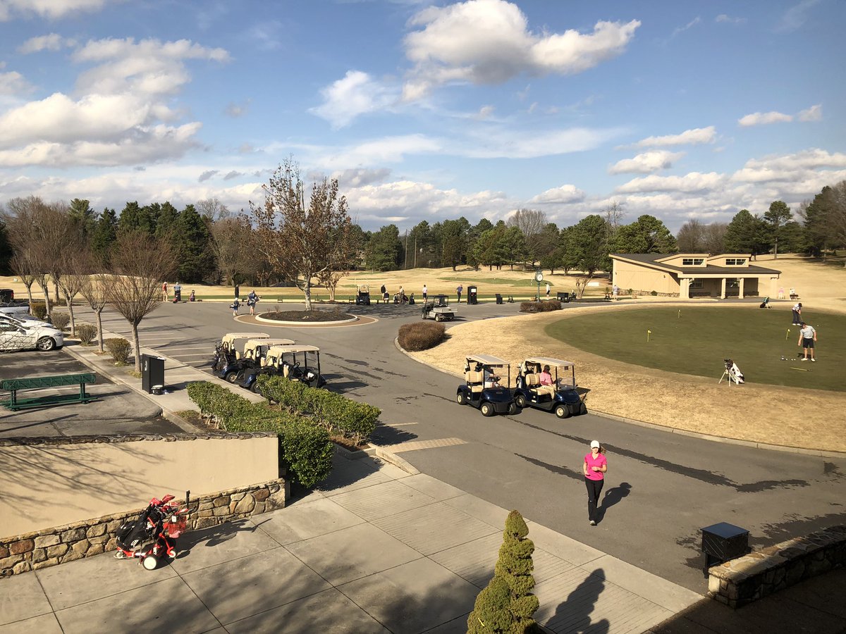 Fox Den Country Club tweet media