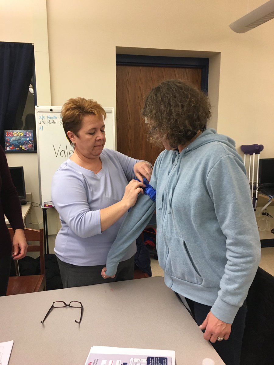principalvsgs's tweet photo. #vsgs staff learned how to Stop the Bleed in the case of an emergency. https://t.co/pFkx4OVR1C