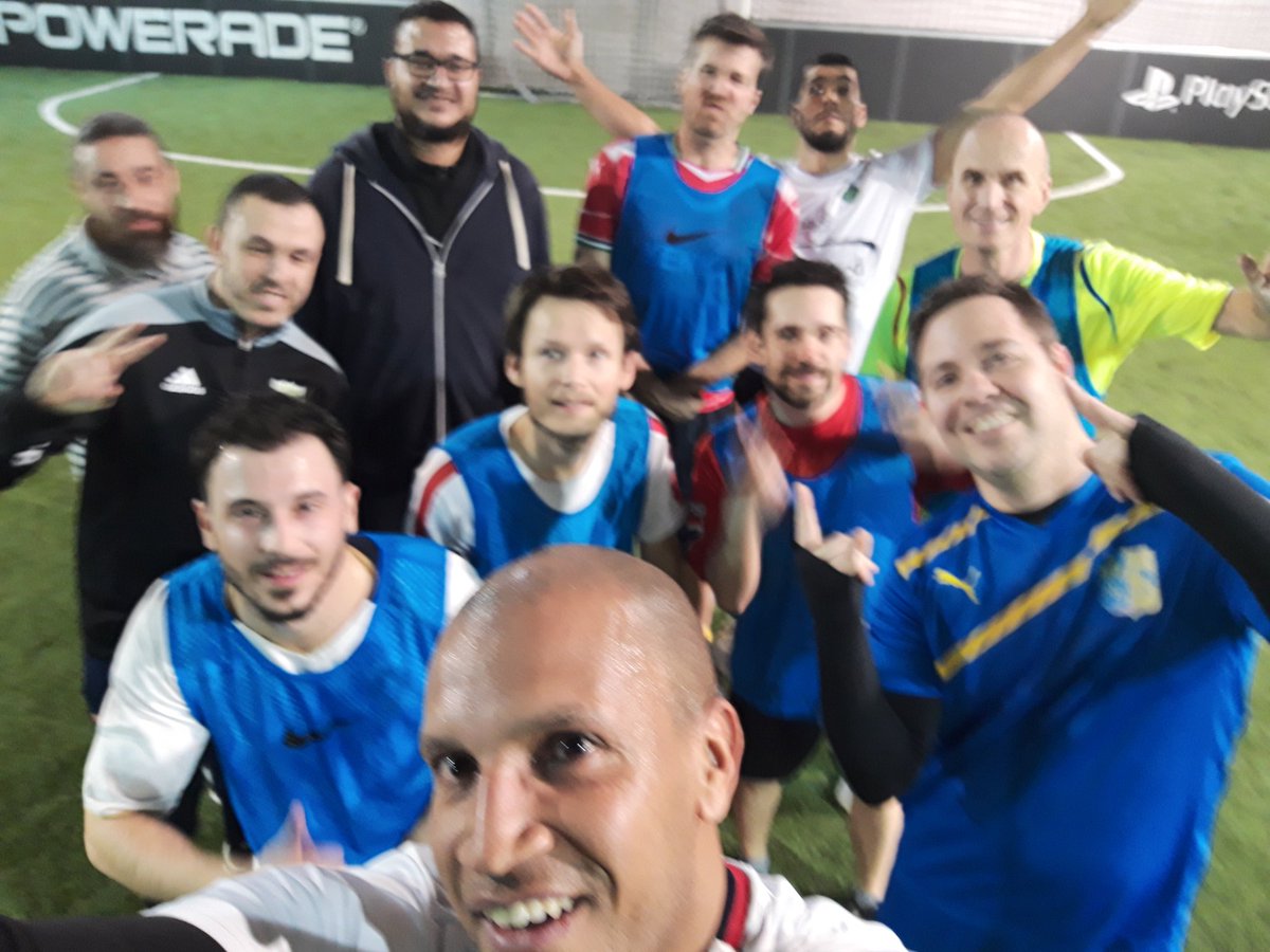 aboumrinouche's tweet photo. Rencontre de #foot interbailleurs entre les #OPH @GrandLyonHab, @LMHabitat et 1 structure d'#insertion #BuersServices. Moment de convivialité partenarial entre amateurs du ballon. Du jeu, des nouvelles connaissances et que des victoires pour l'agence #SudEst de @vaulxenvelin69 https://t.co/zo2Jct1Mh8