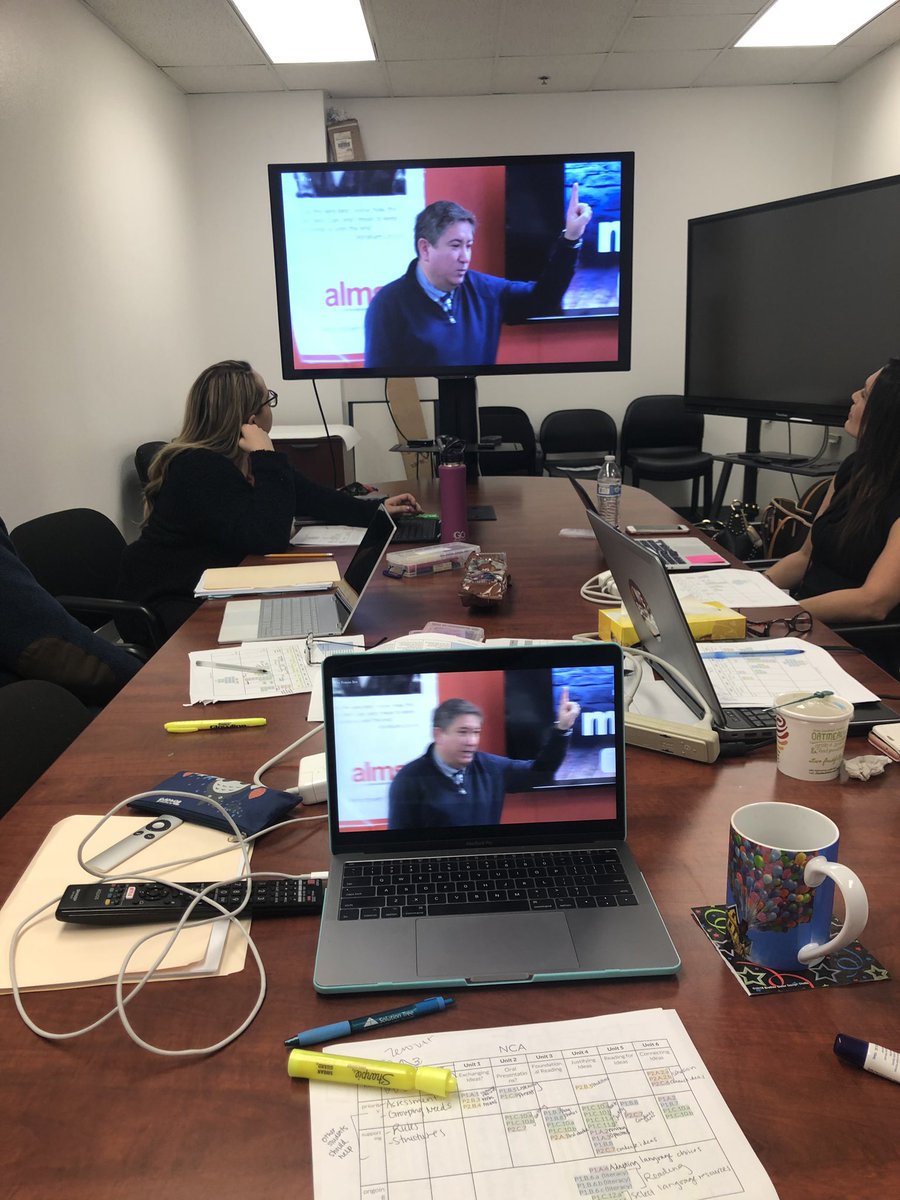 LauraAQuiroz's tweet photo. When @efraintovarjr comes up during a Newcomers meeting #ELD #Newcomers https://t.co/SlRev5ytSz