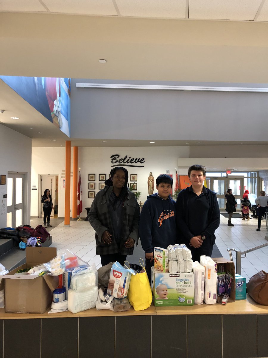 msamaya7's tweet photo. Our E-Sclit team ready with our donations! Great job collecting and organizing everything! On our way to the CEC for our favourite night of the month @TCDSB @andre_catholic #rootedinchrist #TCDSBelongs #leadersoftomorrow #esclit https://t.co/c2TOmSVPX9