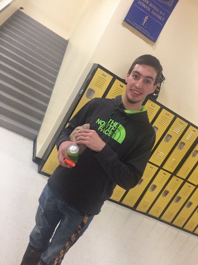 tsmithvb's tweet image. Treats for 95% or better attendance for 1st semester!! #attendancegoalmet #vbhs