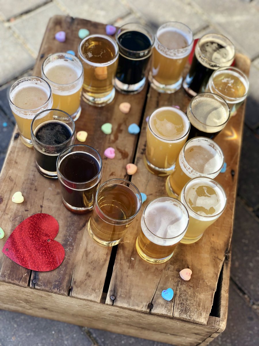 CityTapBoston's tweet photo. Bitter or boo’d up, our house is your house:
🖤 Tapped Out of Love: singles unite while sharing in bar spreads   
❤️ Tapped into Love: couples… go on, get romantic 
🎤 Joe Marino singing live from 6-8:30pm⠀
🎧 @djsprino spinning ‘90s R&amp;B from 8:30-11:30pm ⠀ https://t.co/MHVuhoNO9c