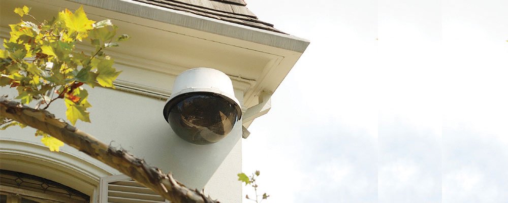 HarmsSecurity's tweet photo. 5 reasons why you should protect your home and business with CCTV security
https://t.co/Qa5wdx47cS
Contact Harms Security for residential and commercial security systems services.Visit us on https://t.co/ZNdswNgoXJ 
#HarmsSecurity #locksmith #guelph https://t.co/BFpURpKl2O