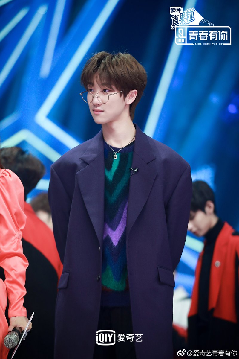 XuMinghao071197's tweet photo. [#WEIBO] 07.02.19 Atualização no perfil oficial do programa Idol producer S2 com o THE8 🌻.

#seventeen #세븐틴 #Home6thWin #SEVENTEEN_Home #the8 @pledis_17 https://t.co/B76WvwziM0