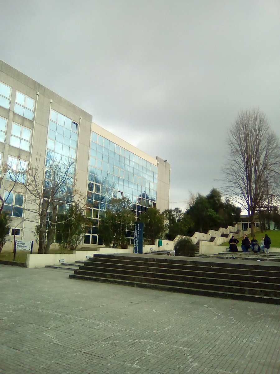 ValMarinescu's tweet image. #COSTmeeting.  #policestops