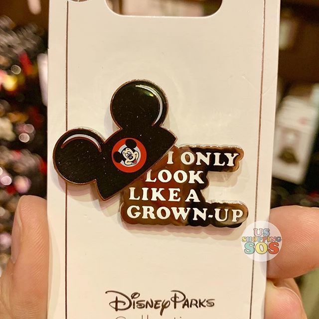 New Mickey pins from Disney Parks Repost @usshoppingsos
#weshopforyou #welovedisney #disneystyle #disneyfashion #disneyshopping #disneyfun #disneypersonalshopper #tokyodisneyresort #hongkongdisneyland #shanghaidisneyland #californiadisneylandresort #disn… bit.ly/2TEUZ0s