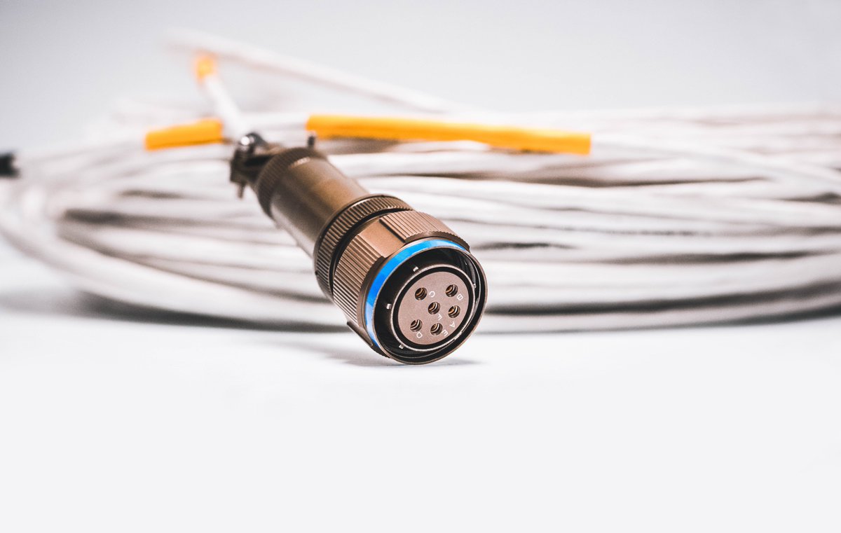 cdmincorporated's tweet photo. Are making those extra-long cable assemblies yourself taking up too much of your resources? CDM excels at planning, manufacturing and testing special-length products! #CableAssemblies #D38999Assemblies #SpecialtyCableAssemblies #Connectors #PowerCableAssemblies https://t.co/30fr5BZnZY