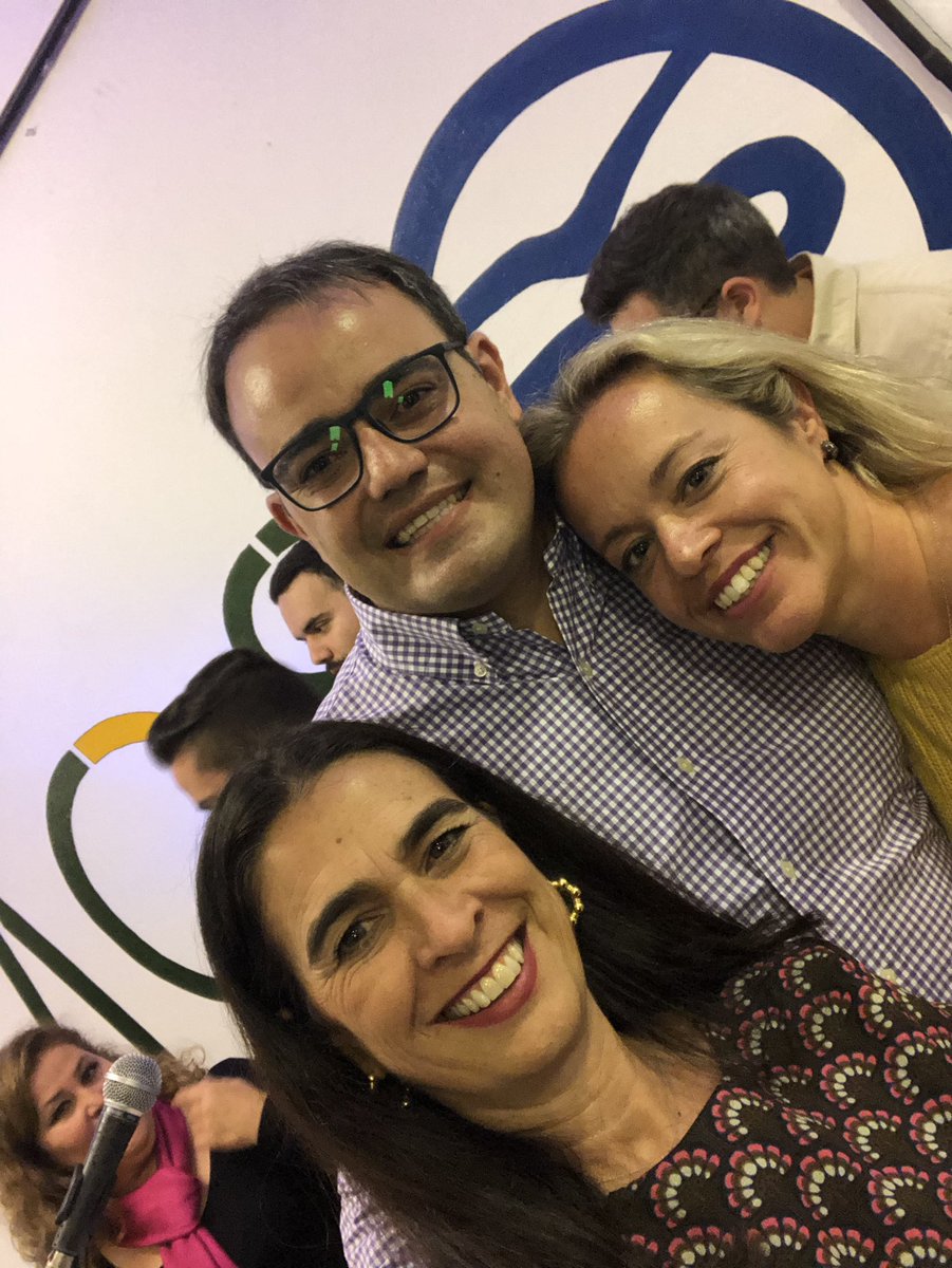 HernandezBento's tweet photo. #Ingenio necesita un alcalde @IngenioPP 🅿️🅿️ con ganas de mejorar el municipio y la vida de sus vecinos‼️Vamos @Rayco_Padilla #proyectoSomos a ganar porque #Ingenio lo merece‼️💙 https://t.co/pm1ng0NVeL