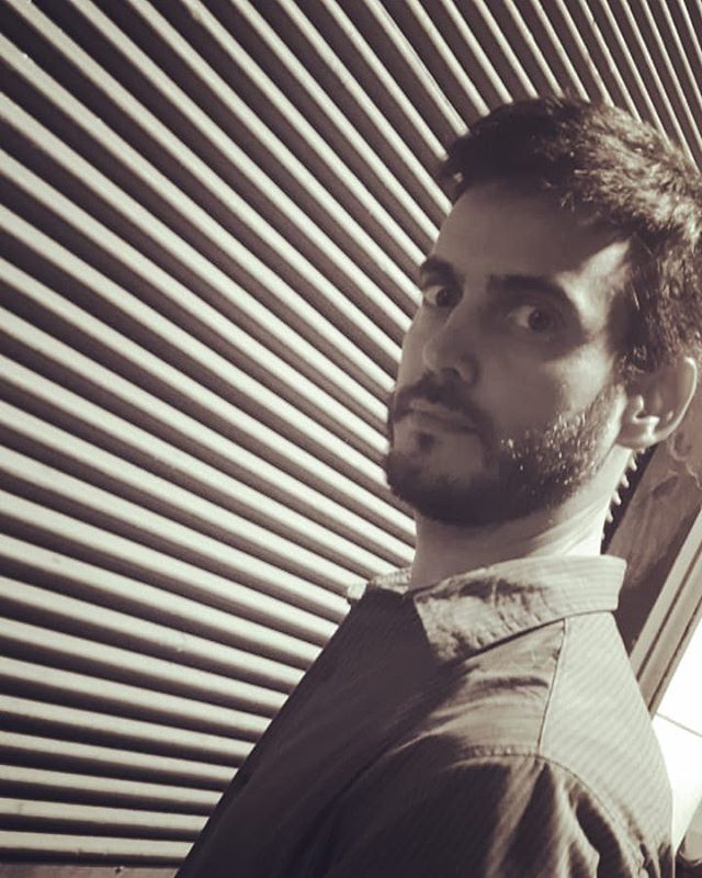 NicoTalone's tweet photo. Mirada de Moni en #NocheEnGuemes a traves de su celu. Que lindo que compartamos la #Pasionporlafotografia en @fotografiaesencialtalleres
.
.
.
.
#smartphotography
#photo #photos #photographer #pictures #instagood 
#exposure #composition #focus
#capture #… https://t.co/uIcFT8z7PH https://t.co/BIq3a6mrLY