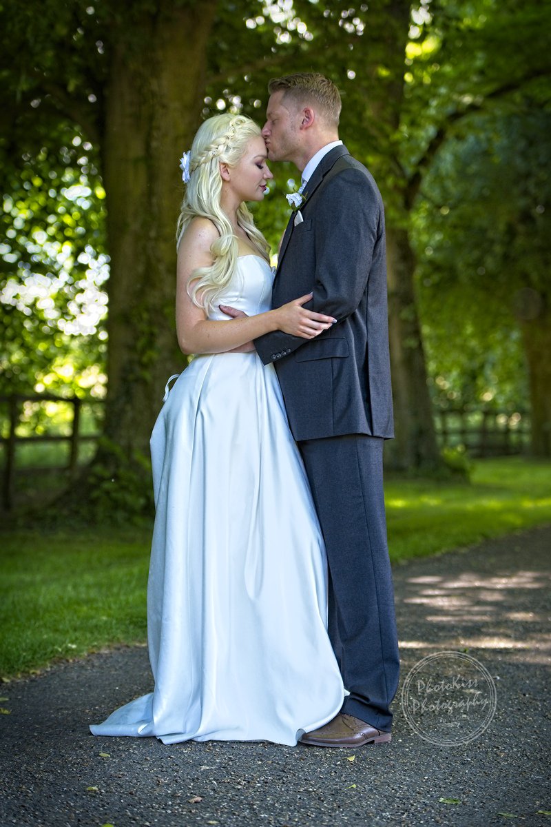 PhotoKisscouk's tweet photo. There is only one moment in your life, you never forget ...
It's the moment when you kiss your love for a very first time ...
#weddings #weddingday #weddingdress #weddingphotographer #weddingphotography #engagement #photography #Norfolk #Norwich #swafham https://t.co/1wTw2rfoSf