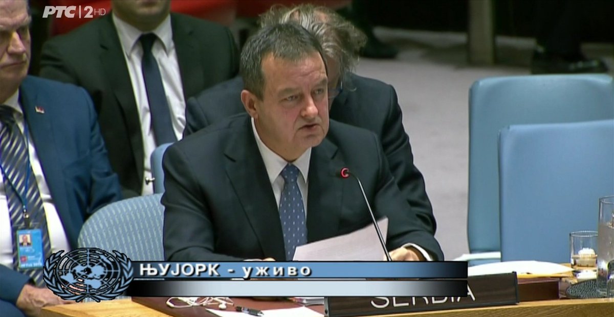 VukicVanja's tweet photo. Jedan glumac loše glumi političara i pokušava da uličarskim rečnikom nešto zameri ministru spoljnih poslova. Verovatno mu smetaju uspesi #IvicaDačić u odbrani nacionalnih i državnih interesa na međunarodnom planu. 
Rezultati Ivice Dačića su vidljivi.
@socijalisti https://t.co/pYW5AUn40x